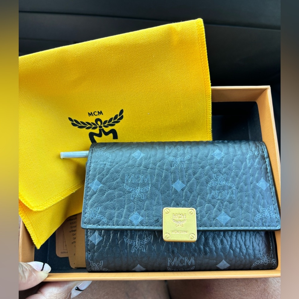 MCM Wallet